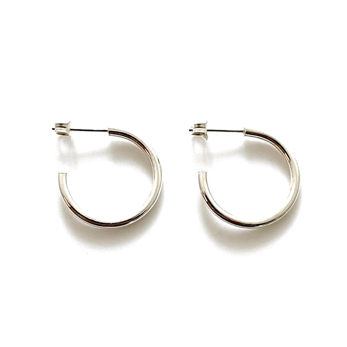 20mm Solid Sterling Silver Hoops - Bold Heritage 2mm Classic Chic | Roberts & Co