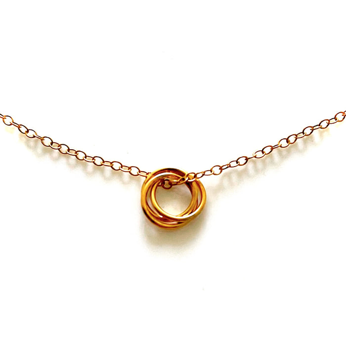 18ct Gold-Plated Sterling Silver Triple Interlocking Rings Love Knot Necklace