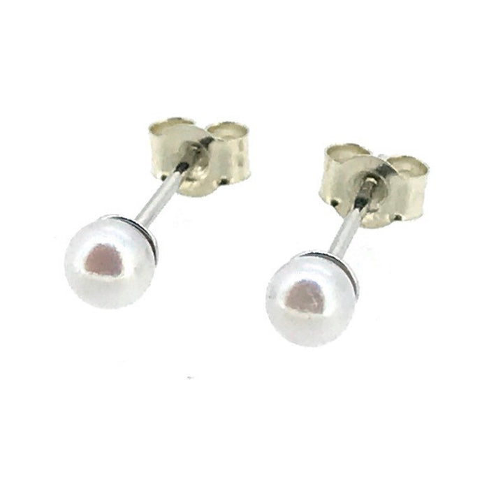 Classic Akoya pearl earrings in 9ct white gold, perfect for any occasion
